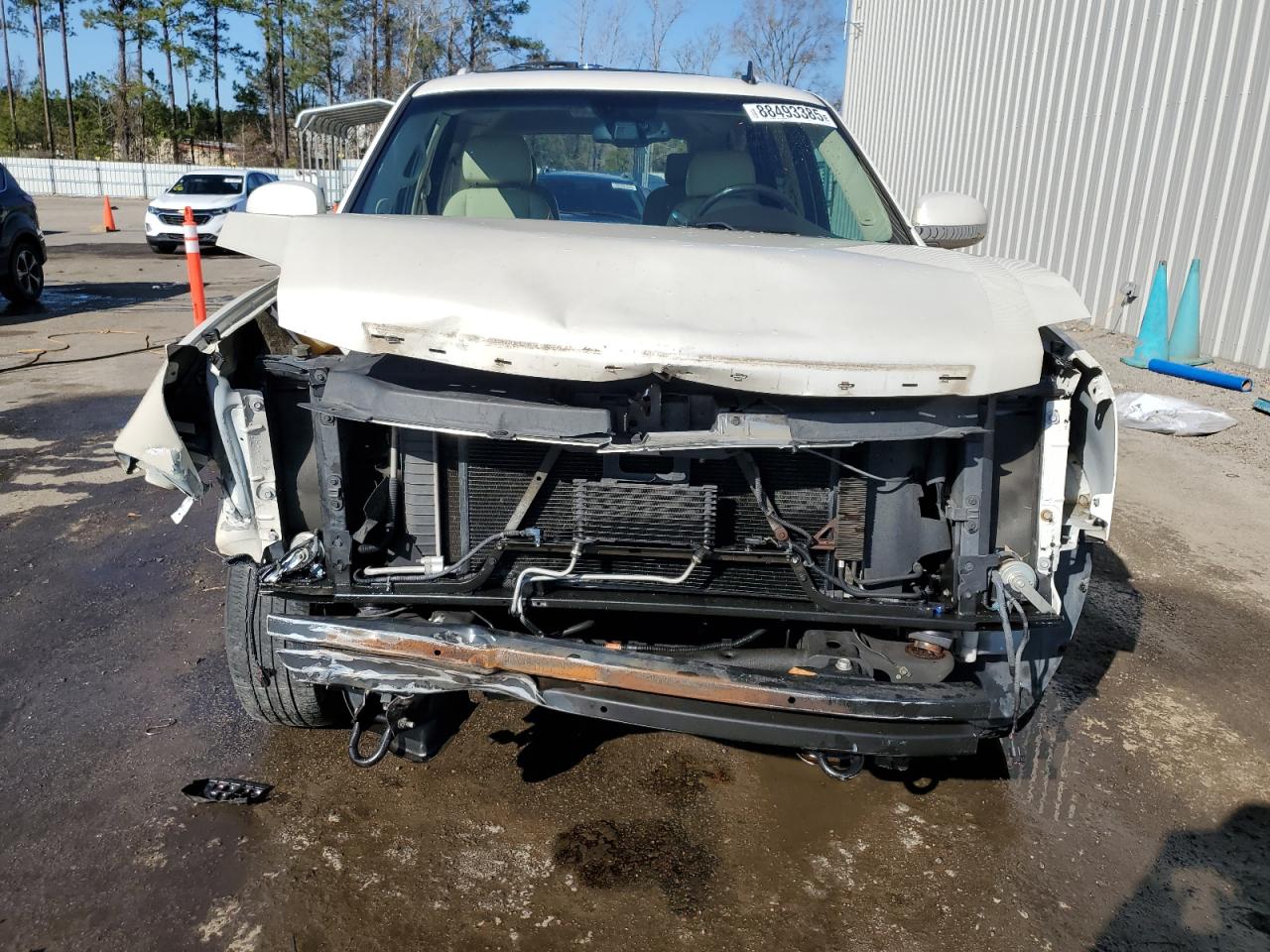 2008 Cadillac Escalade VIN 1GYFK63898R197888 Copart auction photo, front end damage thumbnail 5