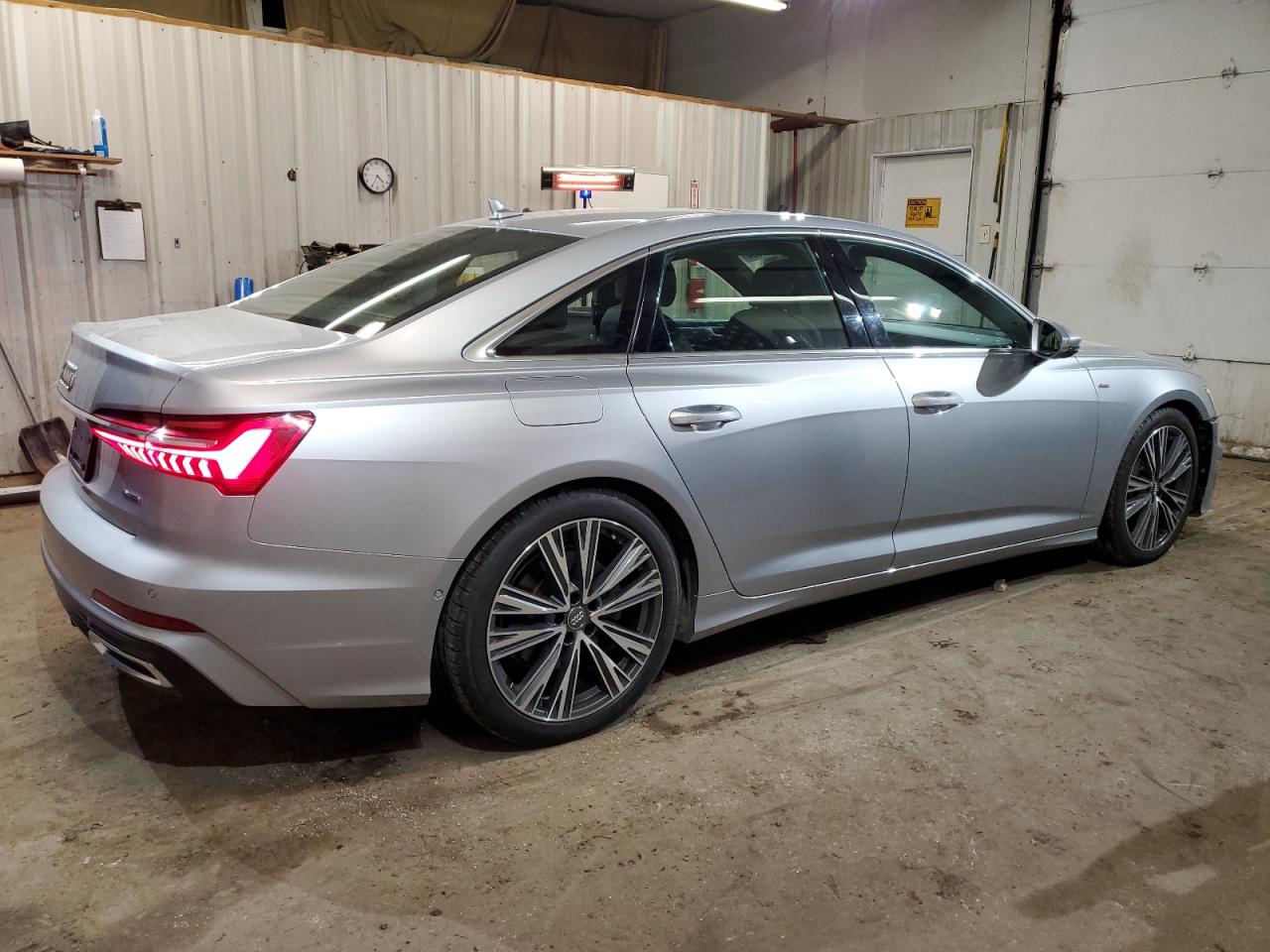 2019 Audi A6 VIN WAUL2AF22KN100464 Copart auction photo, side / front end damage thumbnail 3