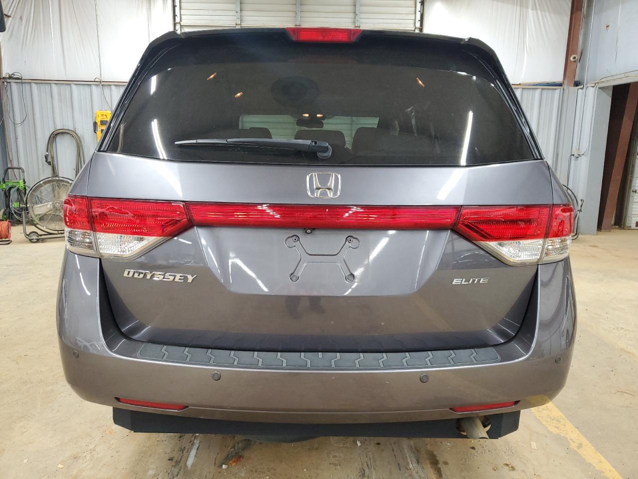 2015 Honda Odyssey VIN 5FNRL5H90FB041088 Copart auction photo, side damage thumbnail 6