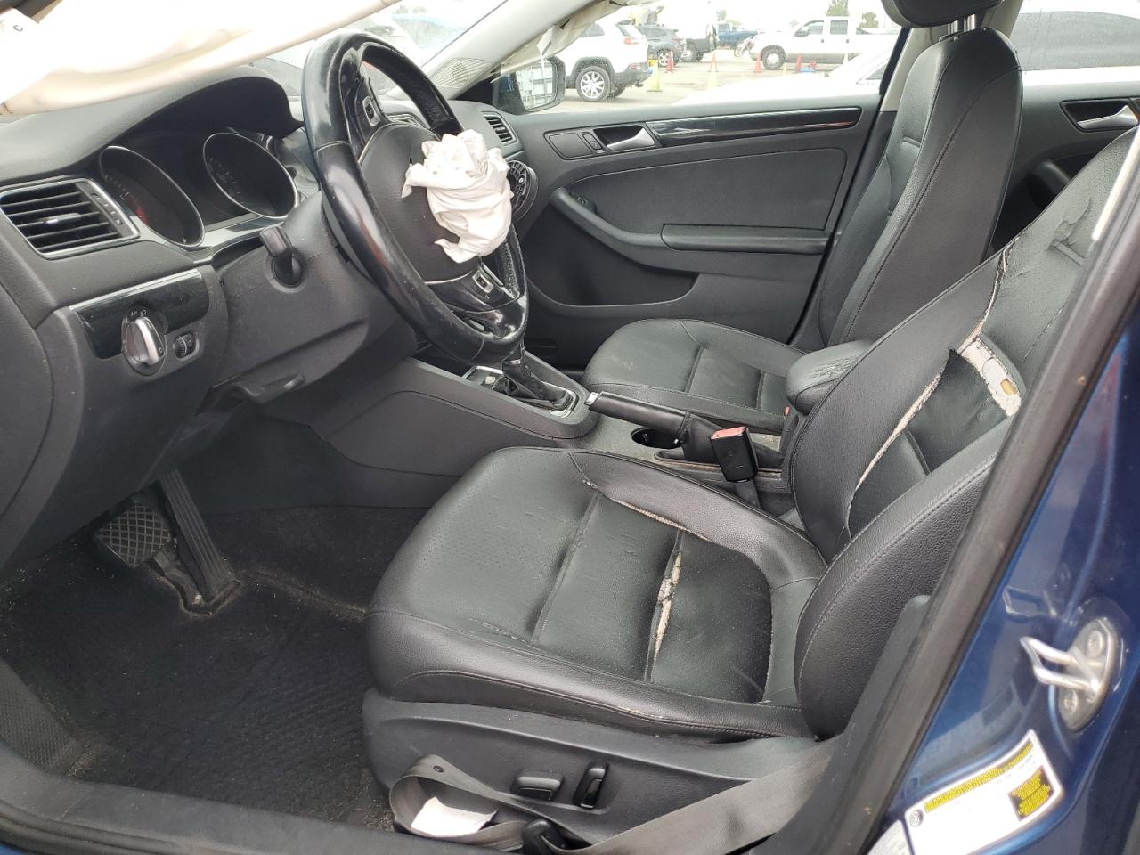 2017 Volkswagen Jetta VIN 3VWL17AJ7HM375299 Copart auction photo, front end damage thumbnail 7