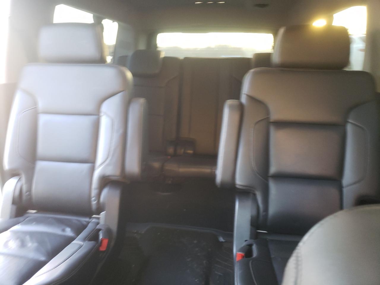 2018 Chevrolet Suburban VIN 1GNSKHKC2JR386563 Copart auction photo, front end damage thumbnail 10
