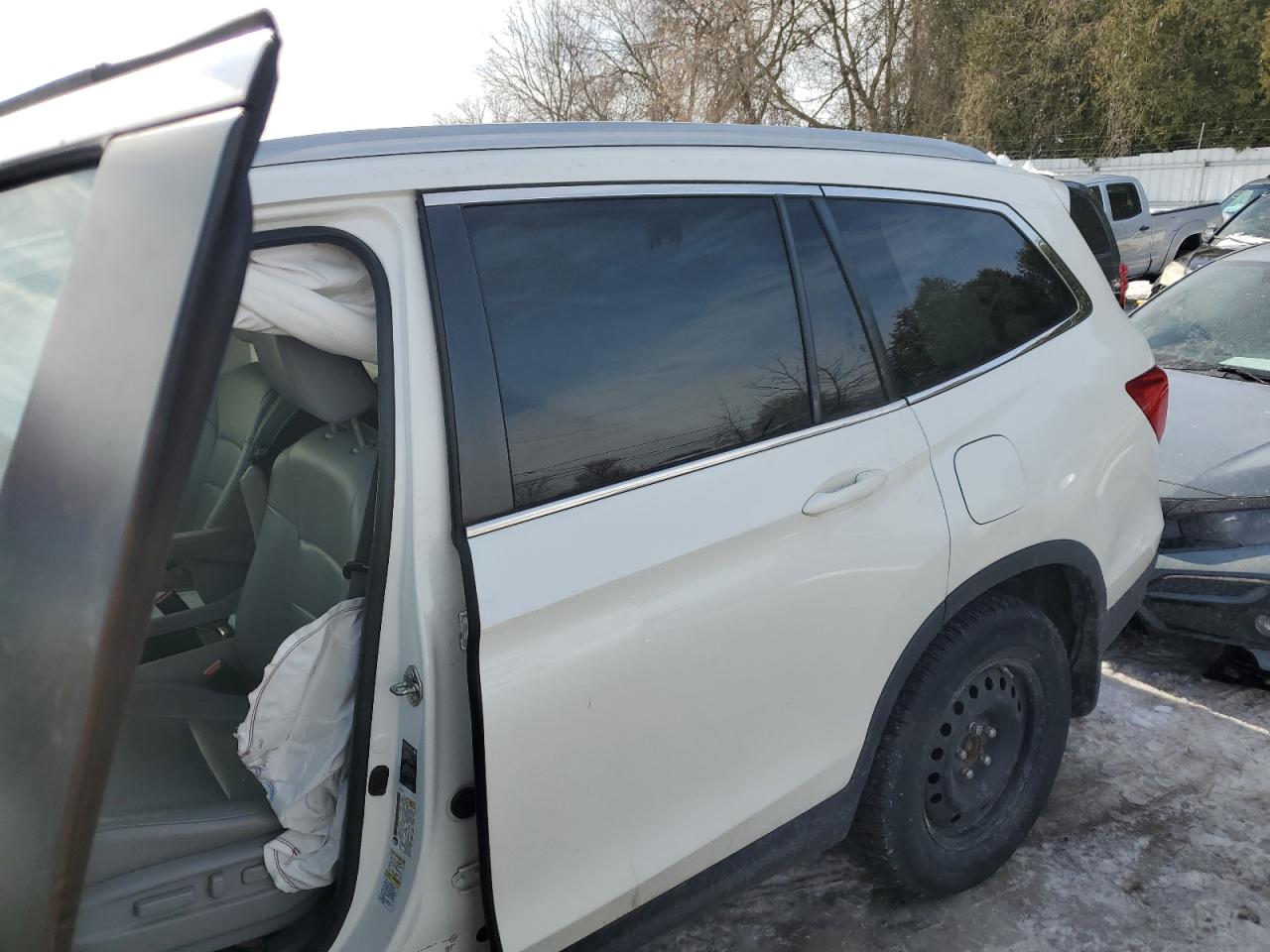 2016 Honda Pilot VIN 5FNYF6H72GB512313 Copart auction photo, front end damage thumbnail 10