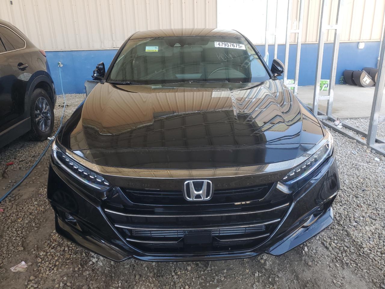 2022 Honda Accord VIN 1HGCV1F39NA10695X Copart auction photo, vandalism damage thumbnail 5