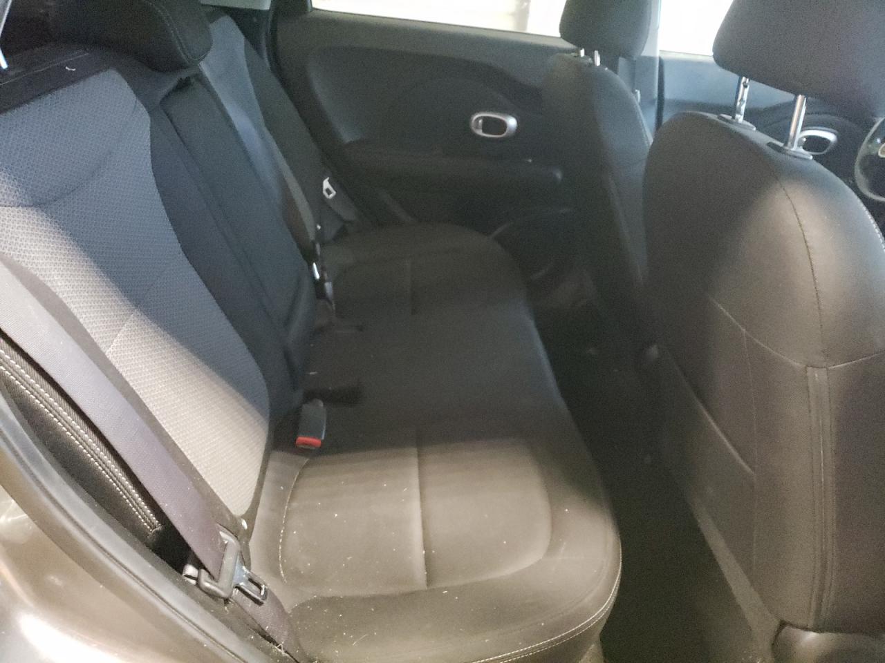 2018 KIA Soul VIN KNDJP3A53J7520424 Copart auction photo, burn - engine / all over damage thumbnail 10