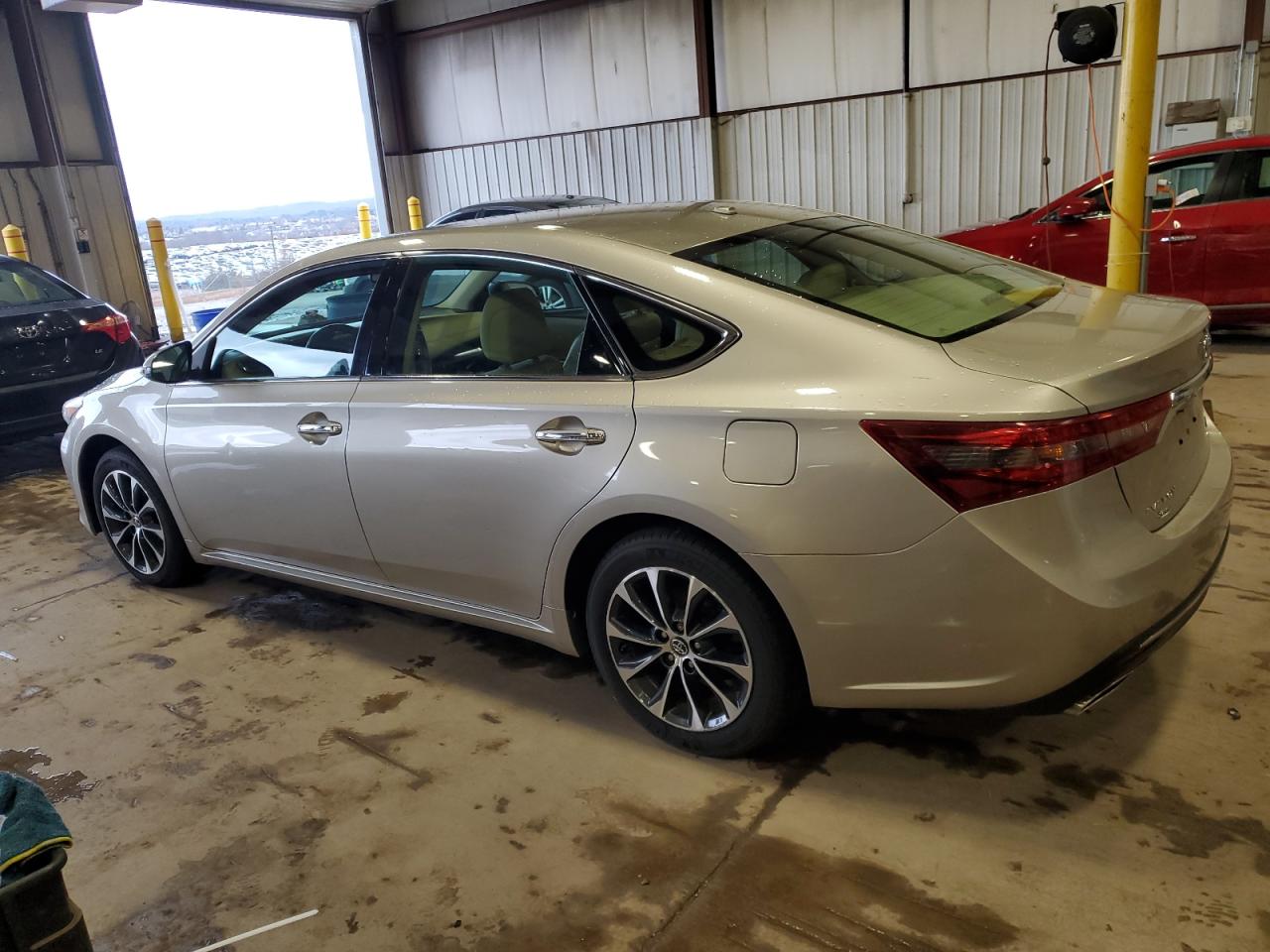 2016 Toyota Avalon VIN 4T1BK1EB3GU210464 Copart auction photo, front end damage thumbnail 2
