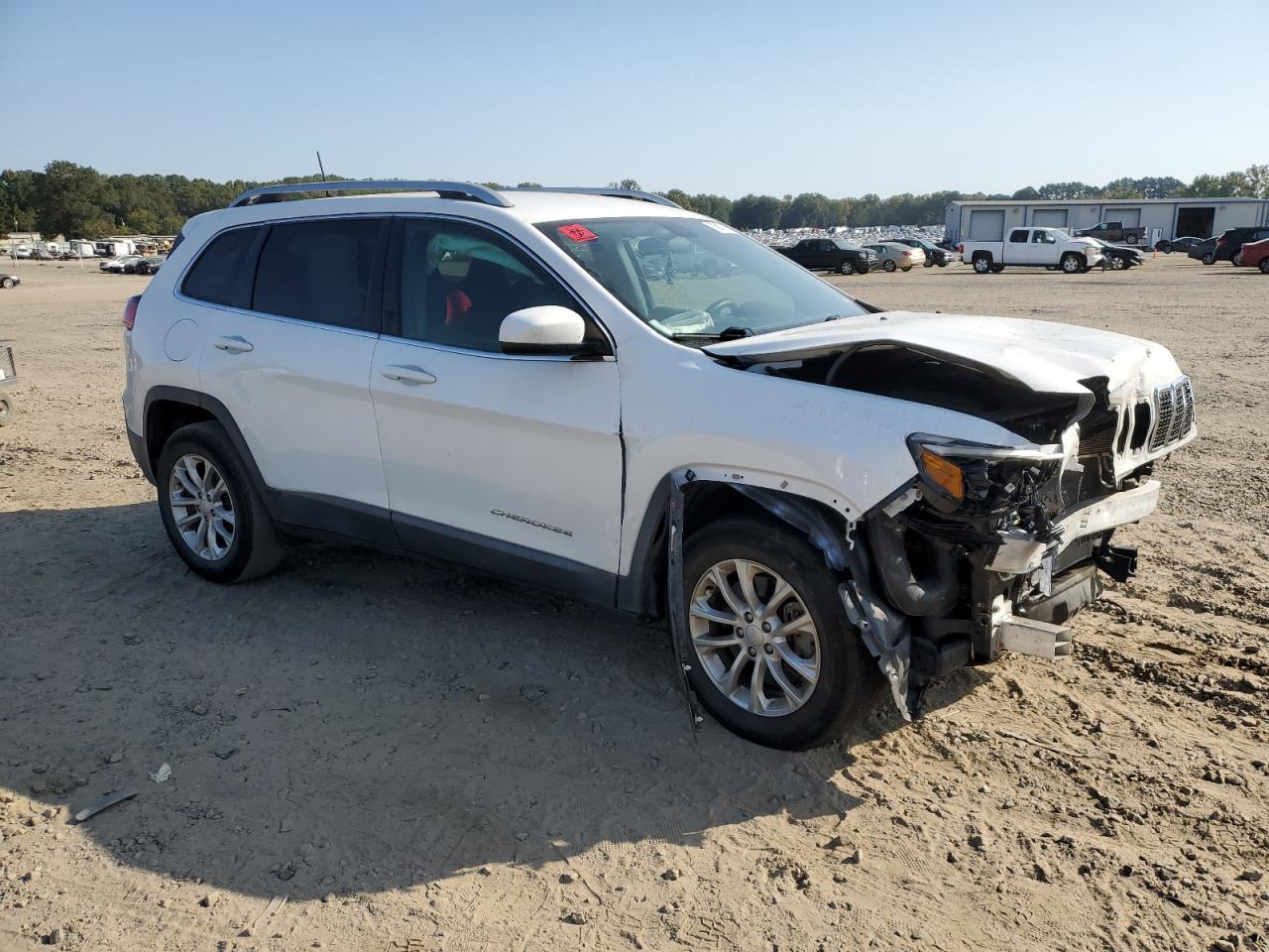 2019 Jeep Grand Cherokee VIN 1C4PJMCXXKD246447 Copart auction photo, front end / minor dent/scratches damage thumbnail 4