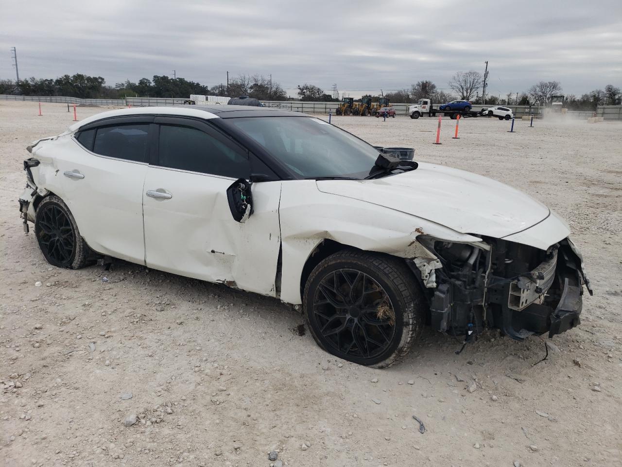 2019 Nissan Maxima VIN 1N4AA6AV5KC377199 Copart auction photo, all over damage thumbnail 4