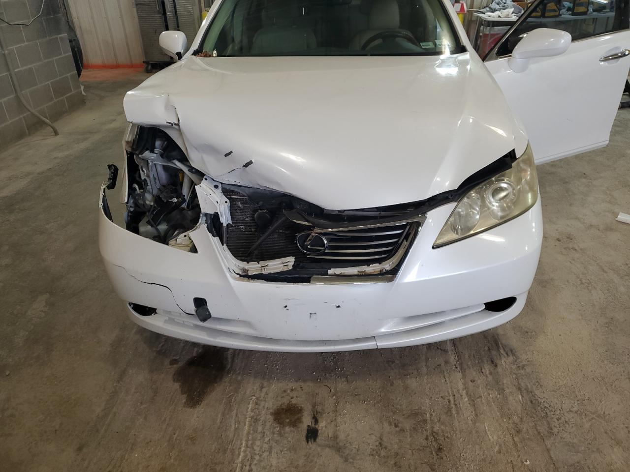 2009 Lexus ES VIN JTHBJ46G092314748 Copart auction photo, all over / front end damage thumbnail 11