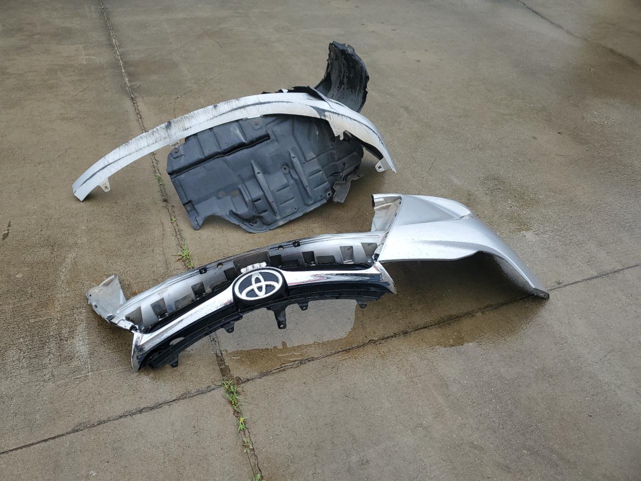 2016 Toyota Camry VIN 4T4BF1FK9GR546418 Copart auction photo, front end / side damage thumbnail 12