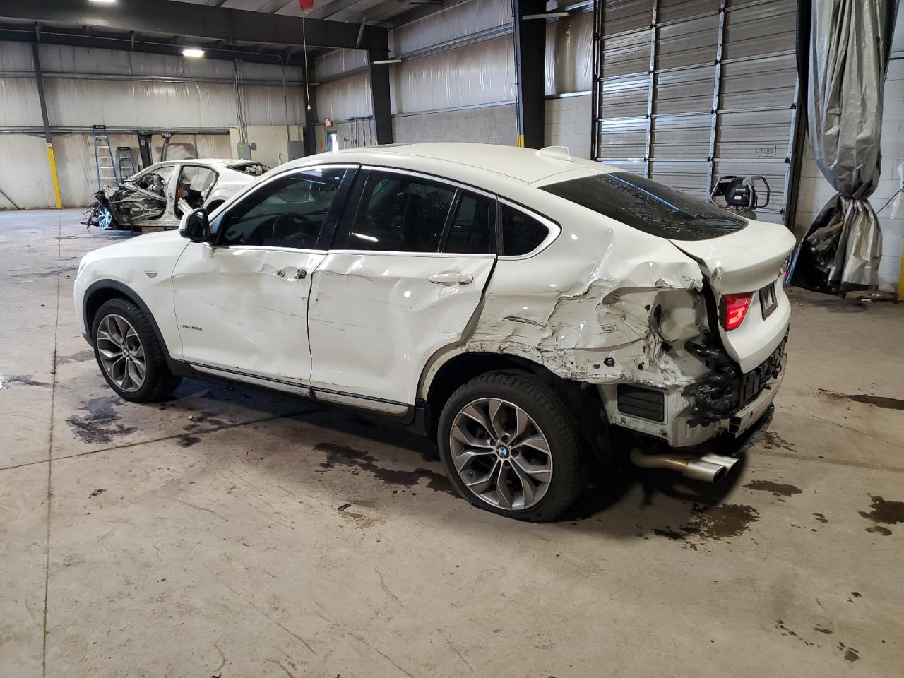 2018 BMW X4 VIN 5UXXW3C58J0T82784 Copart auction photo, side / rear end damage thumbnail 2