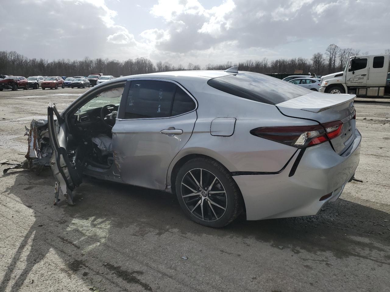 2021 Toyota Camry VIN 4T1G11AK1MU605737 Copart auction photo, all over damage thumbnail 2