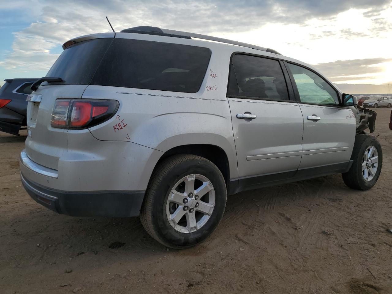 2015 GMC Acadia VIN 1GKKRNED8FJ100331 Copart auction photo, front end / minor dent/scratches damage thumbnail 3