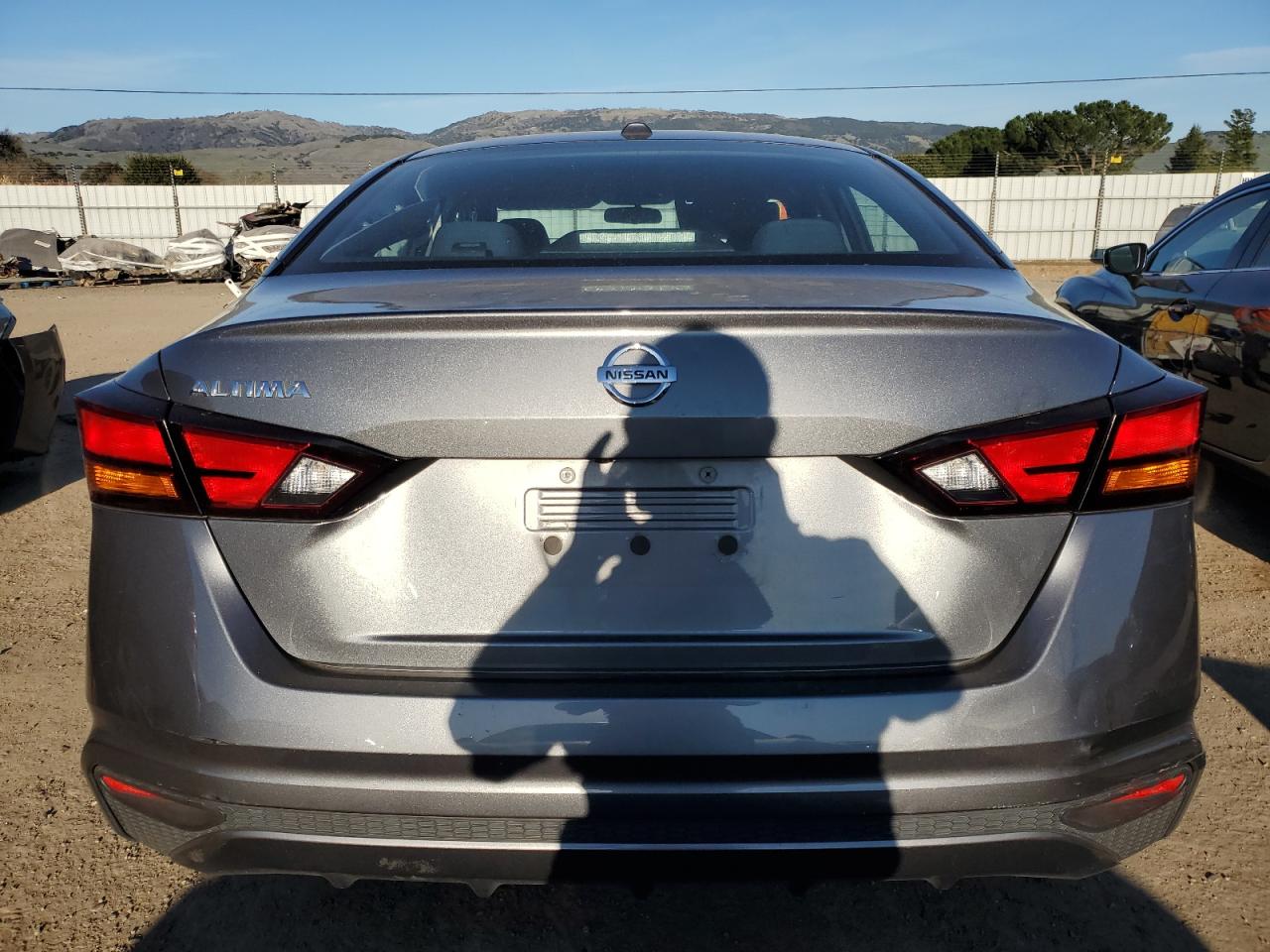 2020 Nissan Altima VIN 1N4BL4BV6LC218288 Copart auction photo, front end damage thumbnail 6