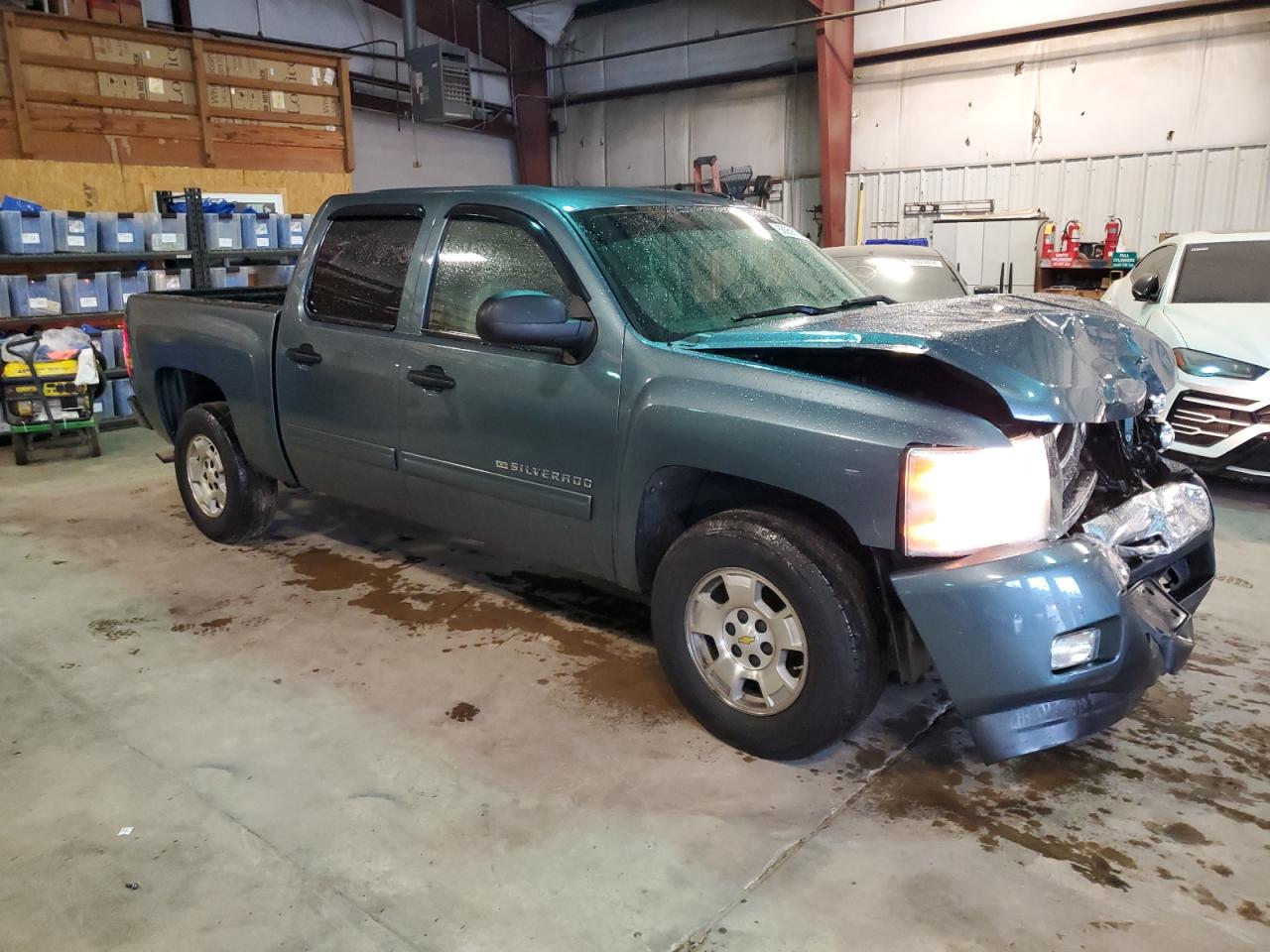 2010 Chevrolet Silverado VIN 3GCRCSE35AG118913 Copart auction photo, front end / side damage thumbnail 4