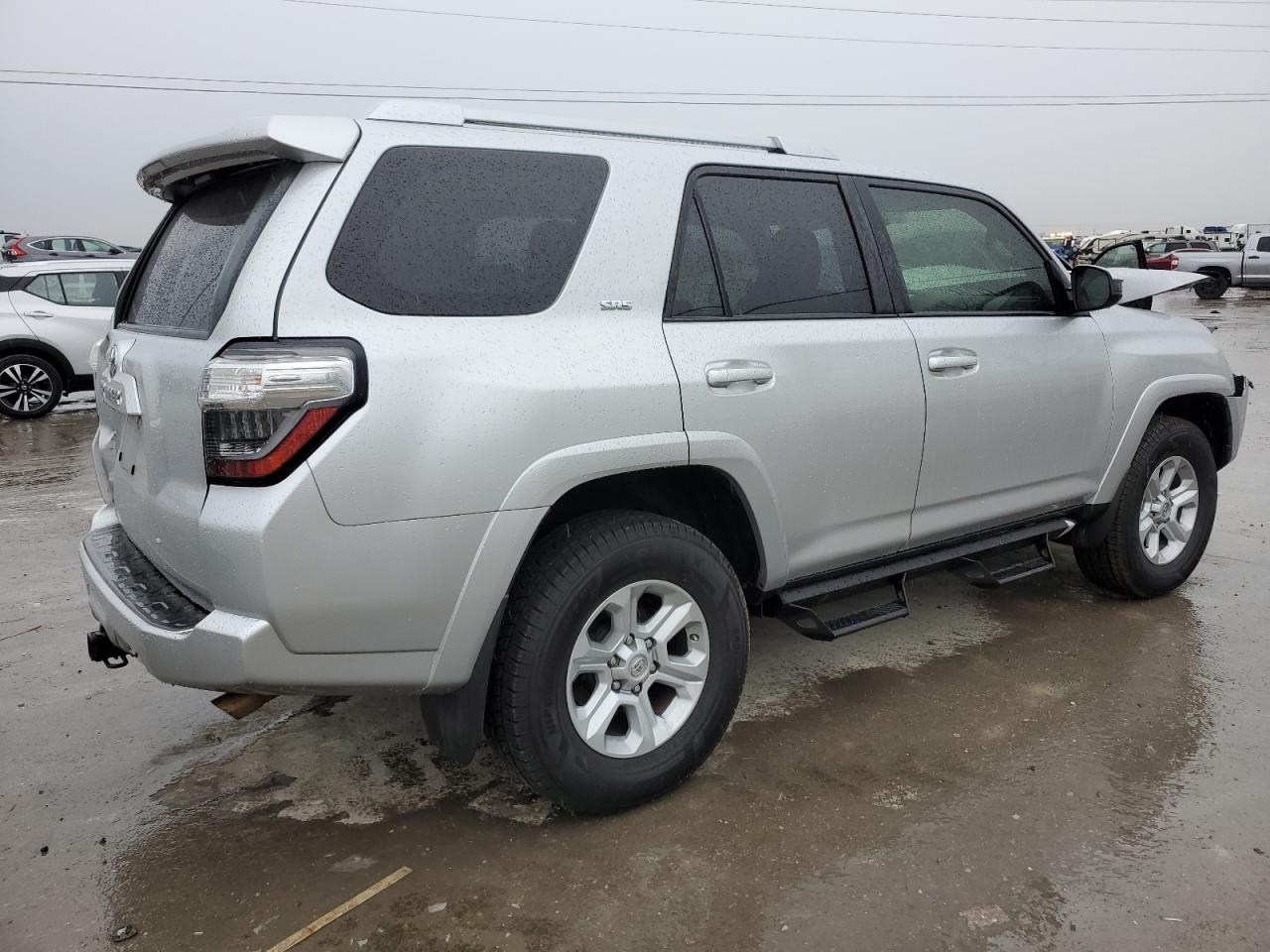 2016 Toyota 4Runner VIN JTEBU5JR3G5306044 Copart auction photo, front end / side damage thumbnail 3