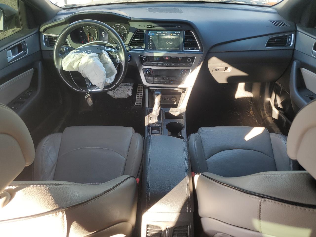 2015 Hyundai Sonata VIN 5NPE34AB5FH182682 Copart auction photo, front end / minor dent/scratches damage thumbnail 8