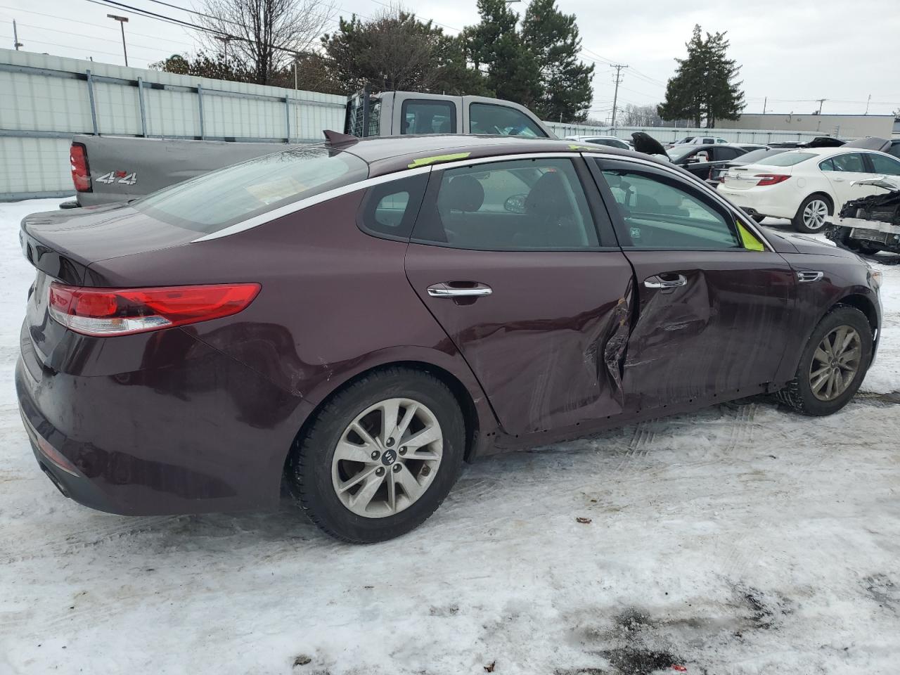 2018 KIA Optima VIN 5XXGT4L39JG228243 Copart auction photo, side damage thumbnail 3