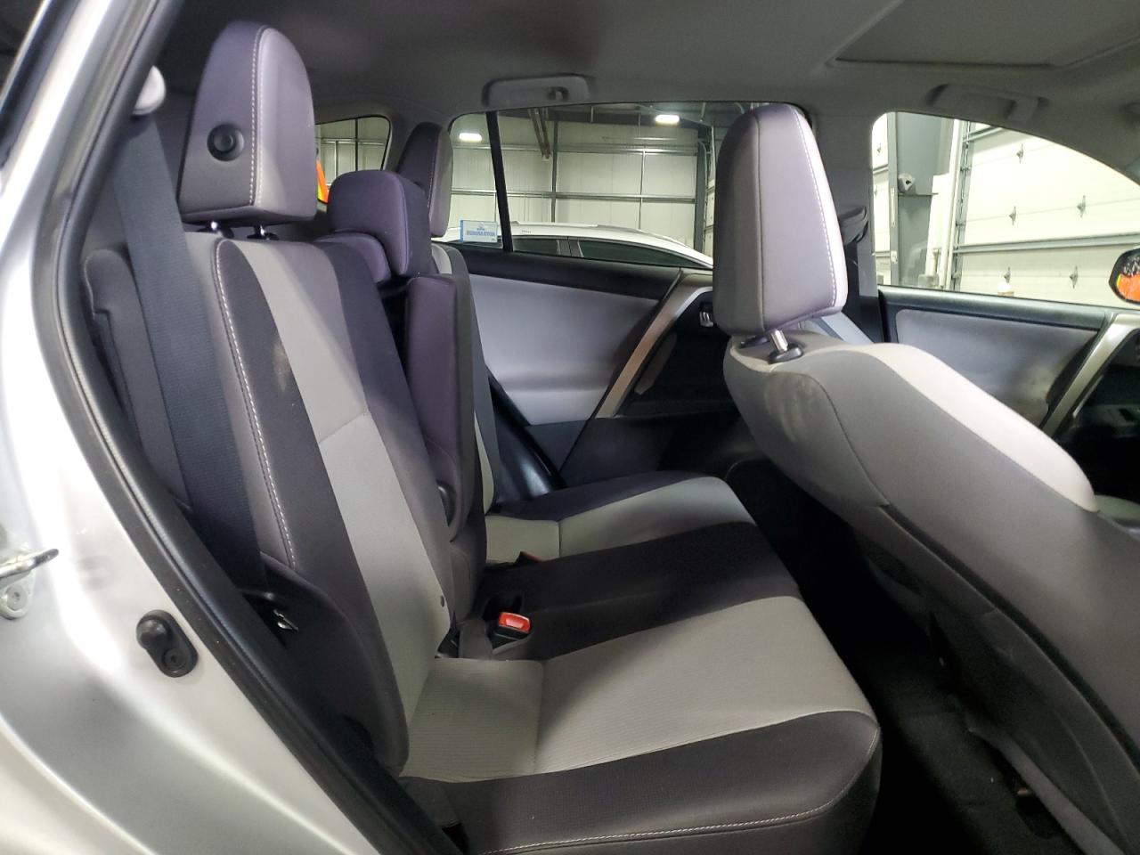 2015 Toyota RAV 4 VIN 2T3RFREV3FW359846 Copart auction photo, rear end damage thumbnail 11