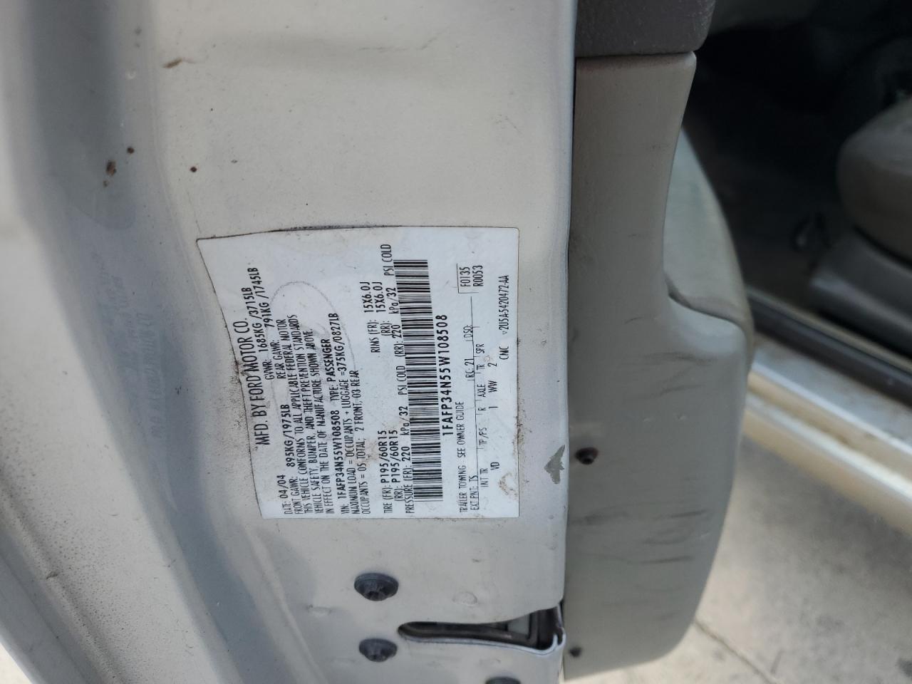 2005 Ford Focus VIN 1FAFP34N55W108508 Copart auction photo, front end damage thumbnail 14