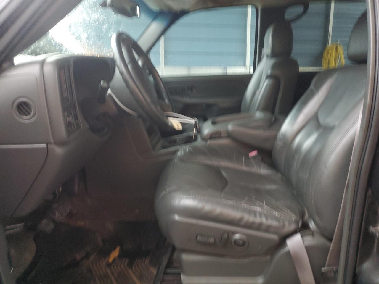 2003 Chevrolet Avalanche VIN 3GNEC13T73G265613 Copart auction photo, rear end damage thumbnail 7
