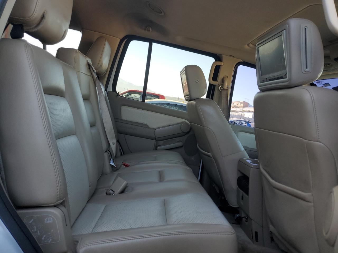 2010 Ford Explorer VIN 1FMEU7FE6AUA71599 Copart auction photo, rear end / hail damage thumbnail 11