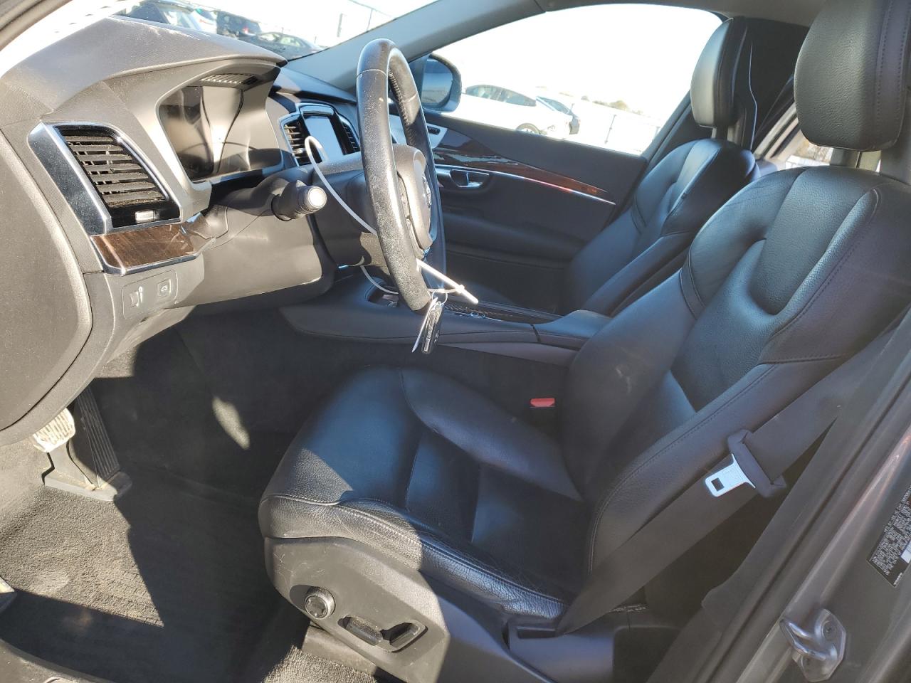 2016 Volvo XC90 VIN YV4A22PK6G1026394 Copart auction photo, front end damage thumbnail 7