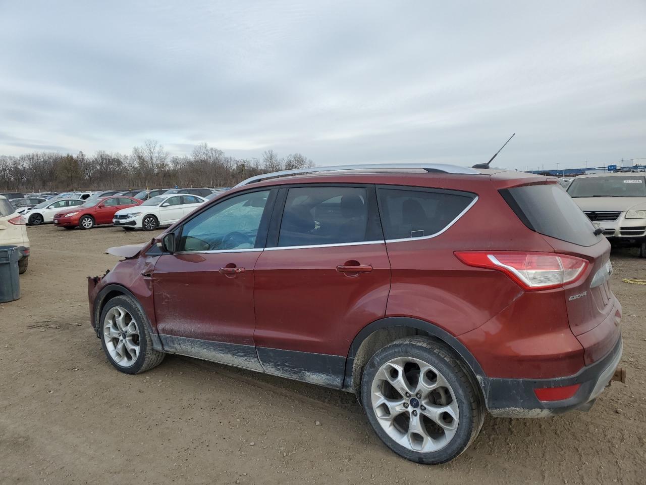 2016 Ford Escape VIN 1FMCU9J91GUC10852 Copart auction photo, front end / side damage thumbnail 2