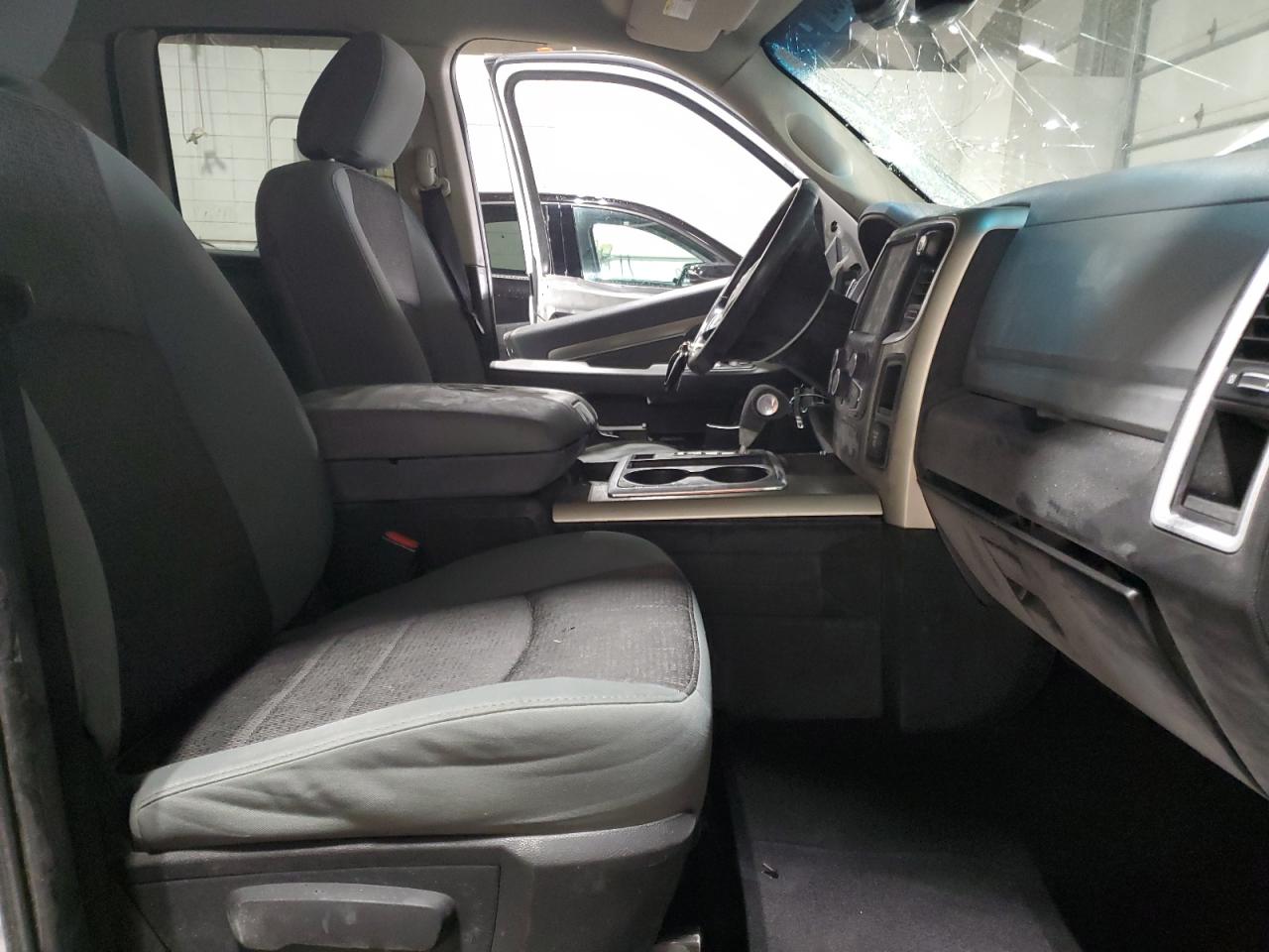 2013 RAM 1500 VIN 1C6RR7GT1DS577627 Copart auction photo, side / front end damage thumbnail 7