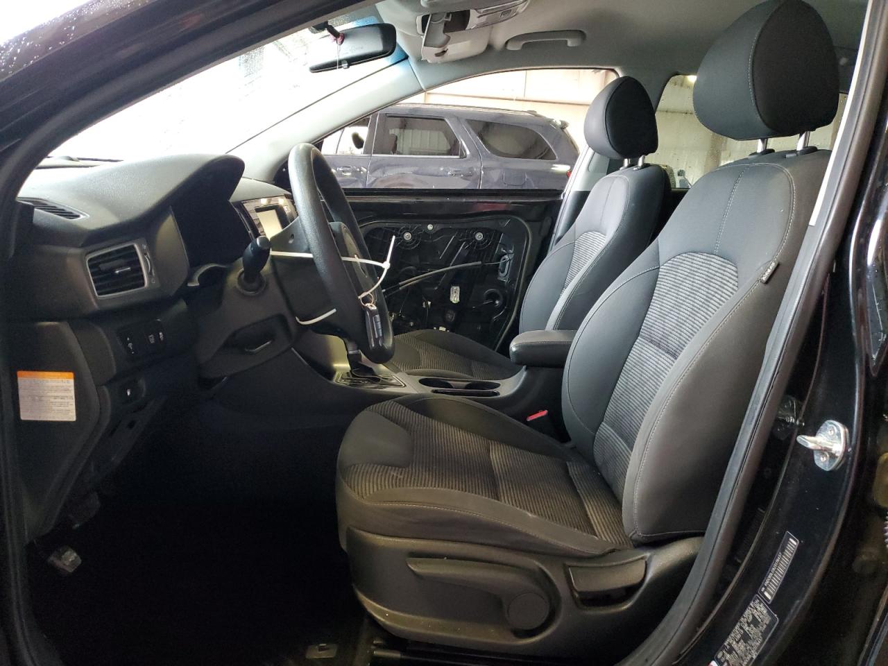 2018 KIA Niro VIN KNDCB3LC8J5176457 Copart auction photo, vandalism / all over damage thumbnail 7