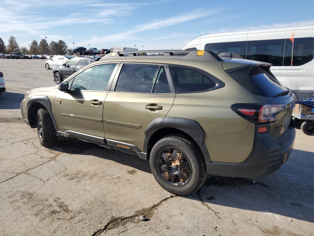 2024 Subaru Outback VIN 4S4BTGUD1R3185608 Copart auction photo, water/flood damage thumbnail 2