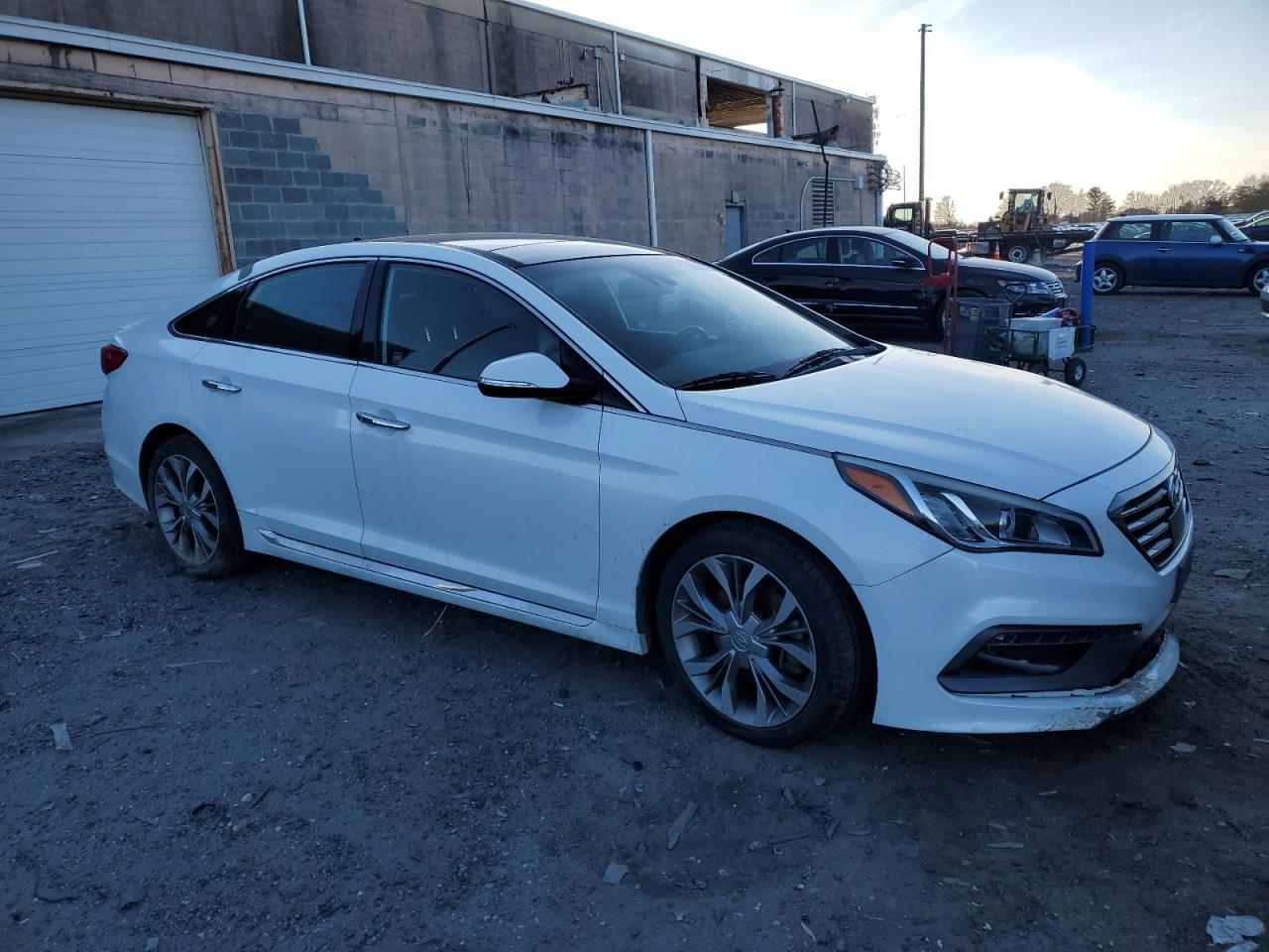 2015 Hyundai Sonata VIN 5NPE34ABXFH129623 Copart auction photo, all over damage thumbnail 4
