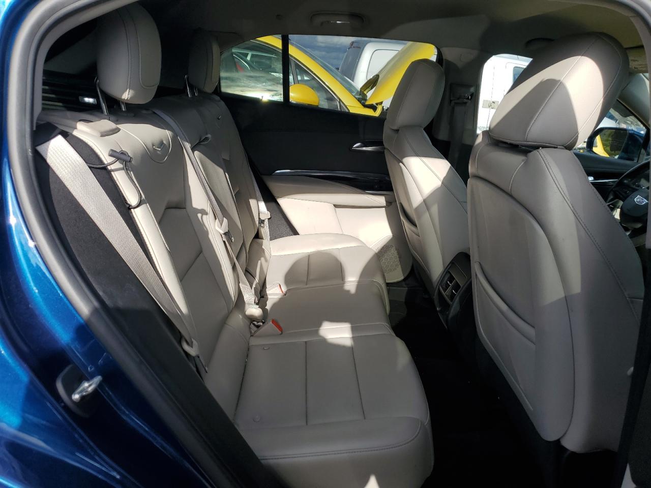 2019 Cadillac XT4 VIN 1GYAZAR42KF189489 Copart auction photo, rear end / minor dent/scratches damage thumbnail 10