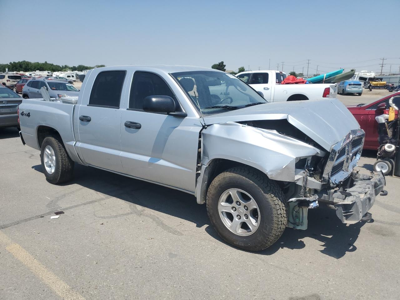 2007 Dodge Dakota VIN 1D7HW48P47S171560 Copart auction photo, rear end / front end damage thumbnail 4