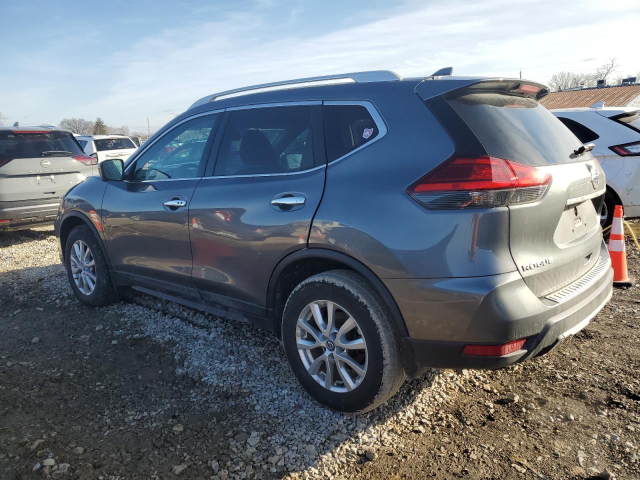 2017 Nissan Rogue VIN 5N1AT2MVXHC730761 Copart auction photo, rear end damage thumbnail 2