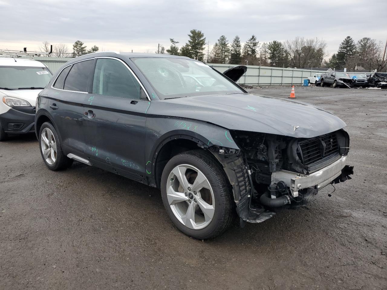 2021 Audi Q5 VIN WA1BAAFY6M2128336 Copart auction photo, front end / stripped damage thumbnail 4