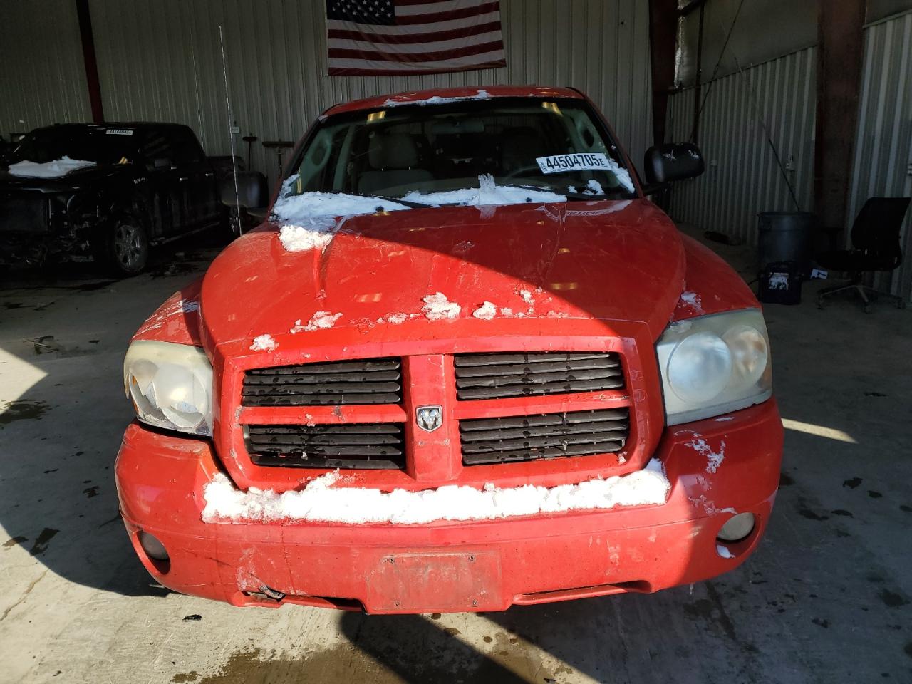2007 Dodge Dakota VIN 1D7HW48PX7S195197 Copart auction photo, undercarriage damage thumbnail 5