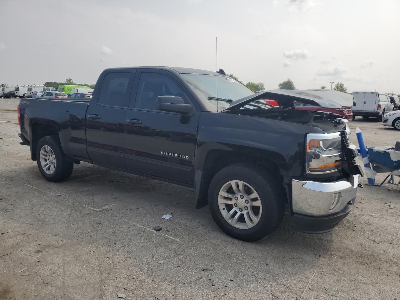 2016 Chevrolet Silverado VIN 1GCVKREC0GZ136786 Copart auction photo, front end / minor dent/scratches damage thumbnail 4