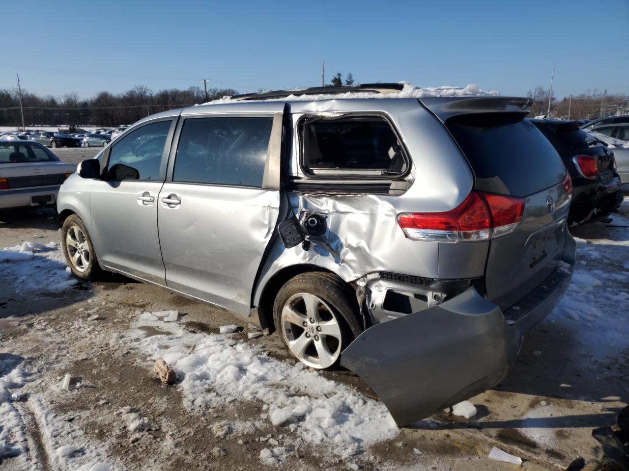 2011 Toyota Sienna VIN 5TDKK3DC2BS078207 Copart auction photo, all over damage thumbnail 2