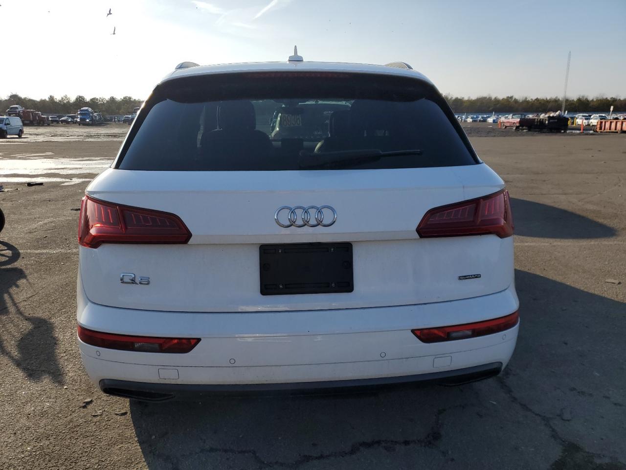 2020 Audi Q5 VIN WA1ANAFY8L2098240 Copart auction photo, front end / minor dent/scratches damage thumbnail 6