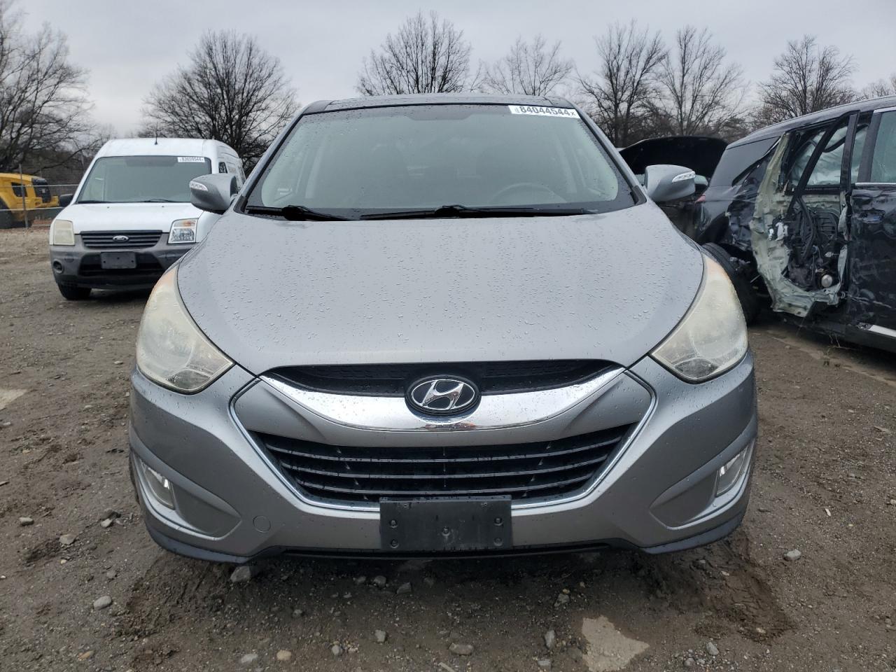 2013 Hyundai Tucson VIN KM8JU3ACXDU729040 Copart auction photo, undercarriage / minor dent/scratches damage thumbnail 5