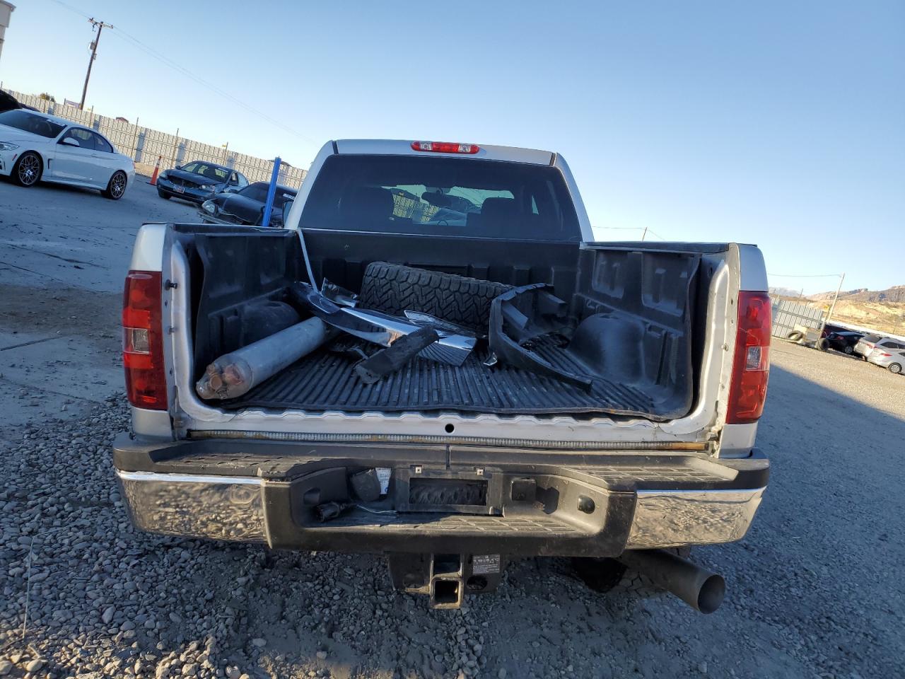 2014 Chevrolet Silverado VIN 1GC1KXE80EF128605 Copart auction photo, front end / side damage thumbnail 6