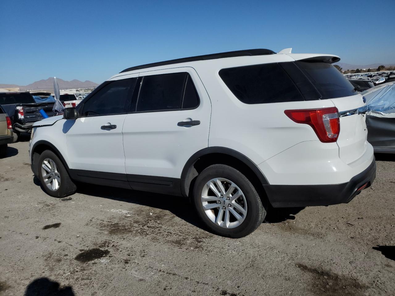 2017 Ford Explorer VIN 1FM5K8BH4HGB07200 Copart auction photo, front end damage thumbnail 2