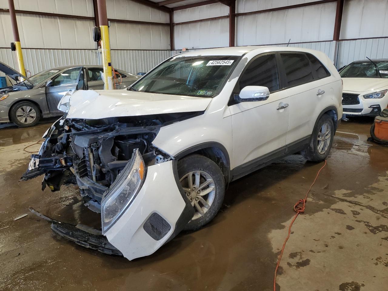 2014 KIA Sorento VIN 5XYKT3A69EG515777