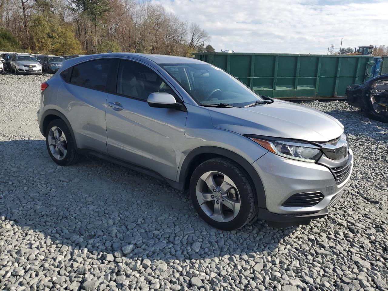 2019 Honda HR-V VIN 3CZRU5H33KM719812 Copart auction photo, front end / minor dent/scratches damage thumbnail 4