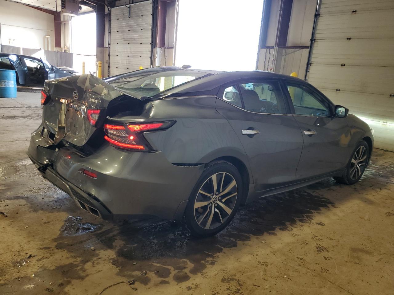 2019 Nissan Maxima VIN 1N4AA6AV2KC381615 Copart auction photo, rear end damage thumbnail 3