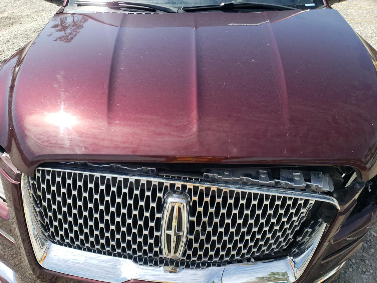 2018 Lincoln Navigator VIN 5LMJJ3LT0JEL02457 Copart auction photo, front end / minor dent/scratches damage thumbnail 12