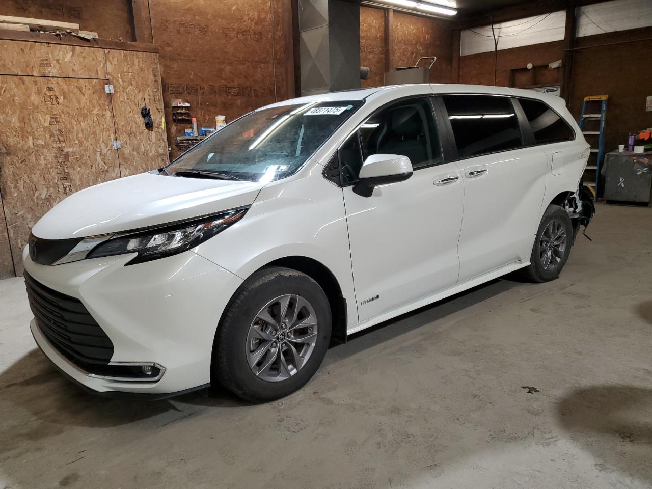 2021 Toyota Sienna VIN 5TDYSKFC7MS031162