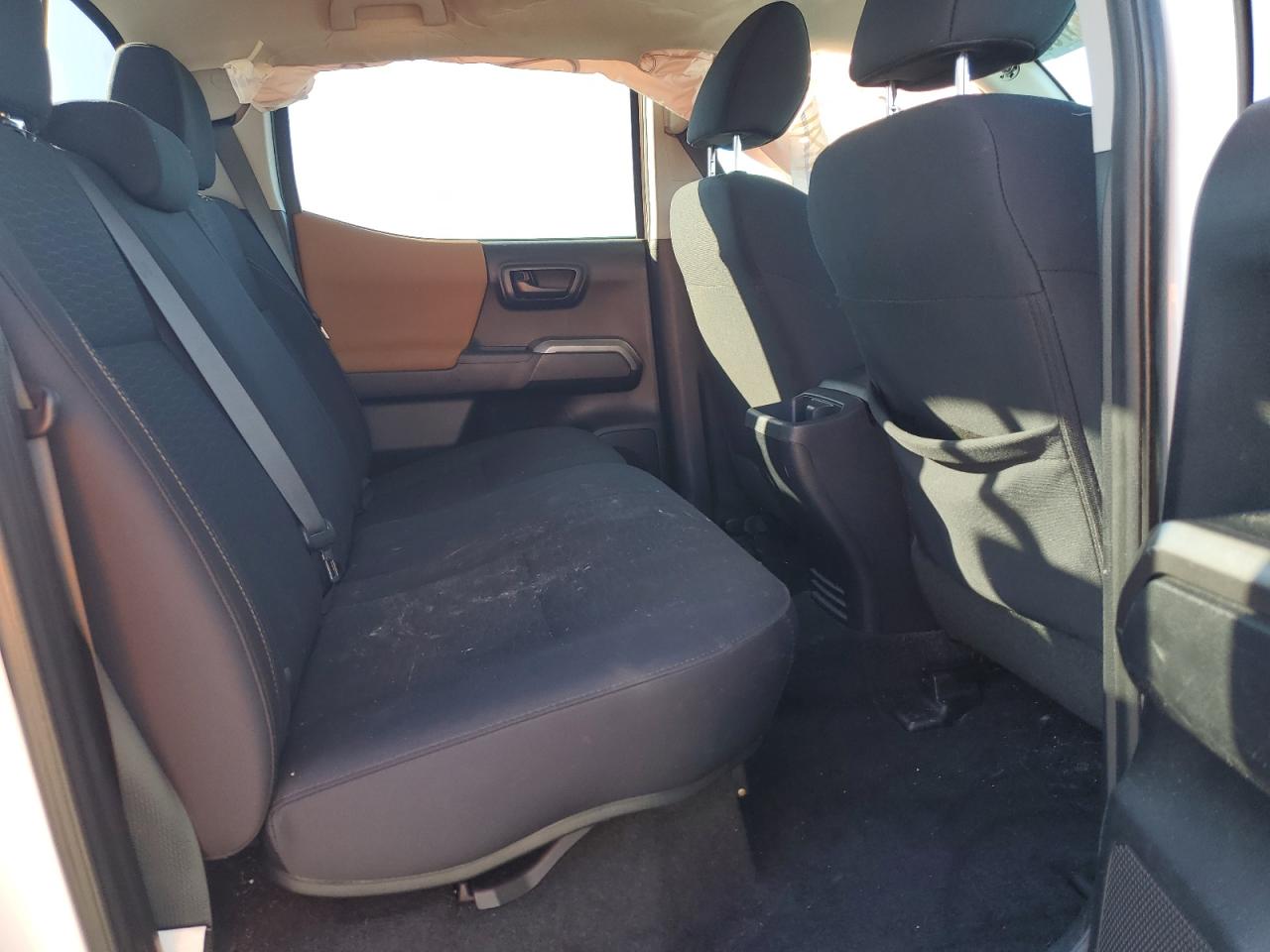 2019 Toyota Tacoma VIN 3TMAZ5CN2KM093134 Copart auction photo, front end / minor dent/scratches damage thumbnail 10