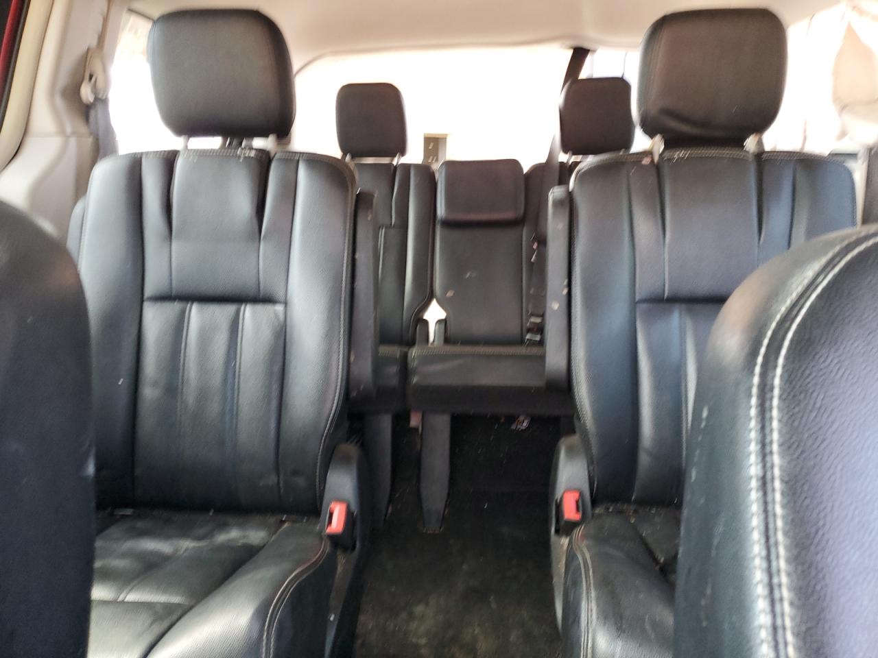 2015 Chrysler Town & Country VIN 2C4RC1BG5FR564840 Copart auction photo, side / rear end damage thumbnail 10