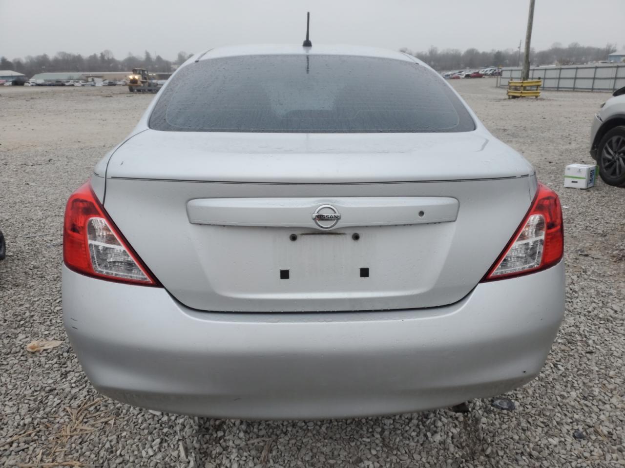 2013 Nissan Versa VIN 3N1CN7AP4DL822573 Copart auction photo, front end / side damage thumbnail 6